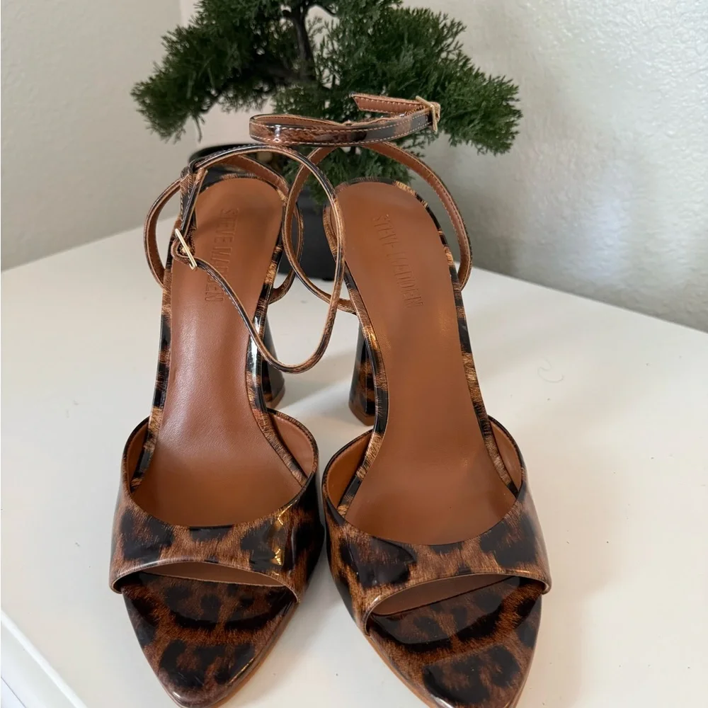Steve Madden 😍 Brown Leopard Heels - Picture 2 of 7